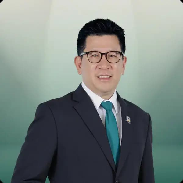 Mr.Ekniti Nitithanprapas