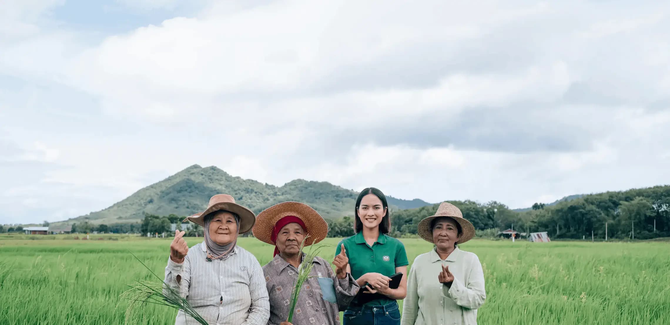 ความมุ่งมั่นอย่างแท้จริง <br/>ที่จะยืนเคียงข้างเกษตรกรในทุกย่างก้าว